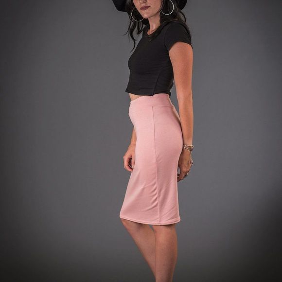 SOLD OUT - Organic Pencil Skirt - Made in Canada - NWT - Picture 2 of 3